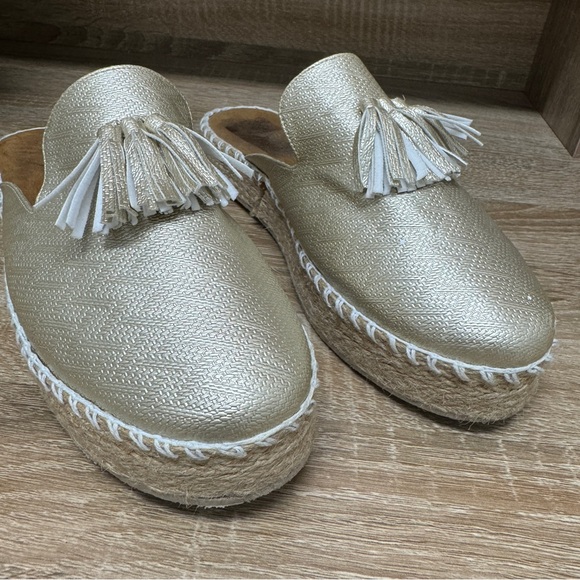 Golden Tasseled Mules Size 9 - Picture 4 of 8